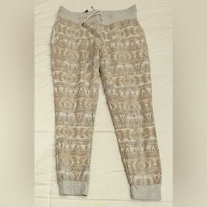 American Rag Light Gray Aztec Design Cotton Blend Joggers– Women’s Size Large